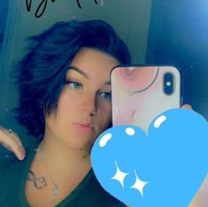 Meet your Posher, Cassie